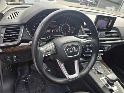 Used 2020 Audi Q5 2.0T Premium w/ Convenience Package image 26