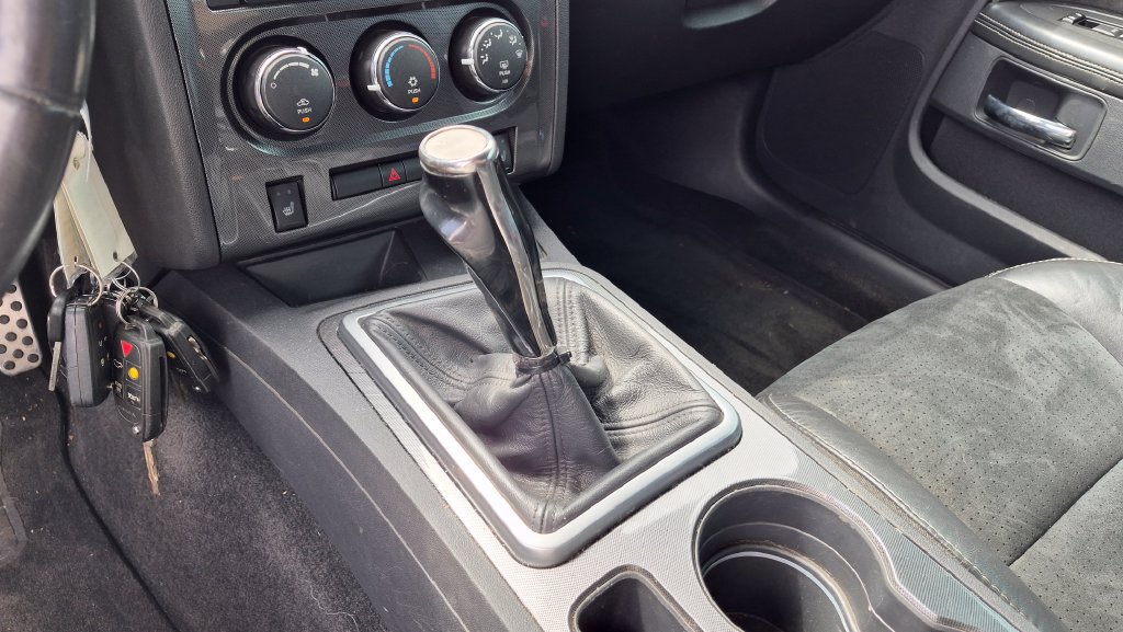 Used 2009 Dodge Challenger SRT8 w/ SRT Option Group II RWD image 15