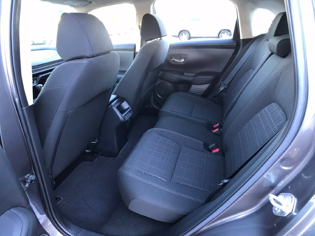 Used 2024 Honda HR-V LX image 9