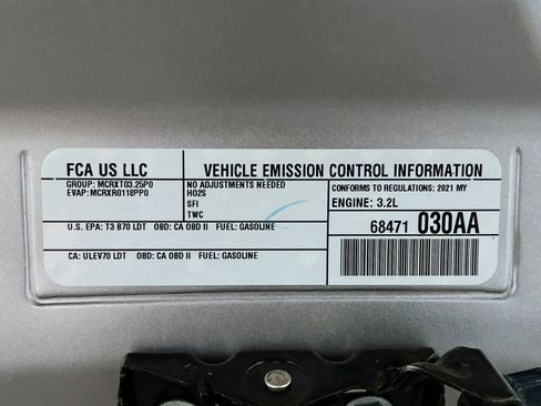 Used 2021 Jeep Cherokee Latitude Lux image 24