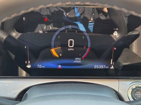Certified 2025 Chevrolet Trax LT w/ LT Convenience Package FWD image 37
