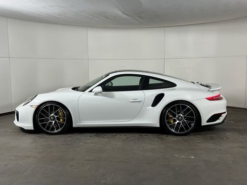 Certified 2019 Porsche 911 Turbo image 2