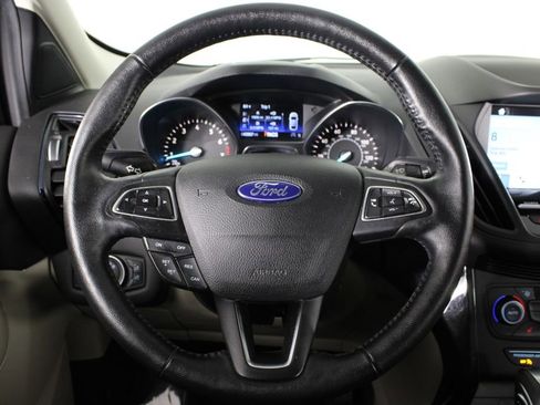 Used 2019 Ford Escape Titanium image 23