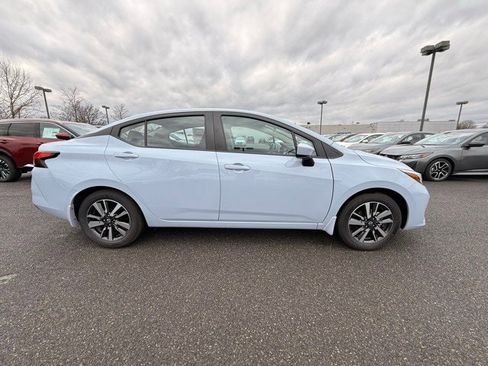 New 2025 Nissan Versa SV w/ Trunk Package image 4