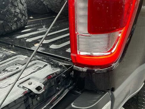 Used 2023 Ford F150 Lariat AWD/4WD image 19