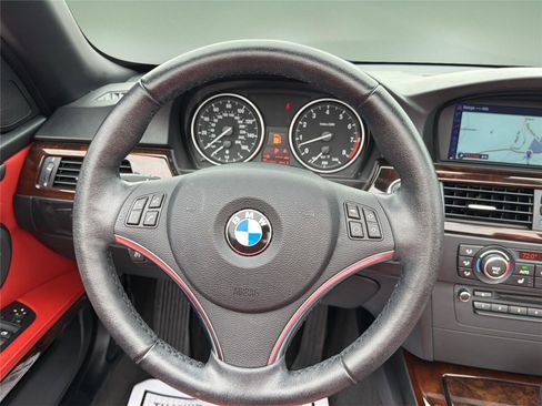 Used 2013 BMW 328i Convertible image 20