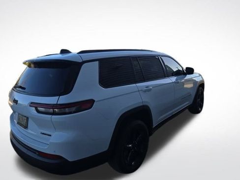 Used 2024 Jeep Grand Cherokee L Limited w/ Luxury Tech Group II image 5