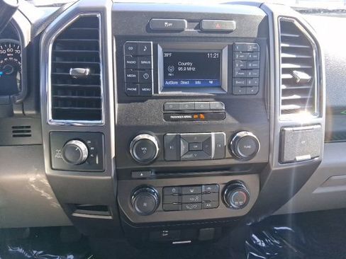 Used 2016 Ford F150 XLT image 21