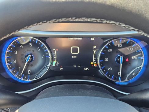 New 2026 Chrysler Pacifica Select image 25