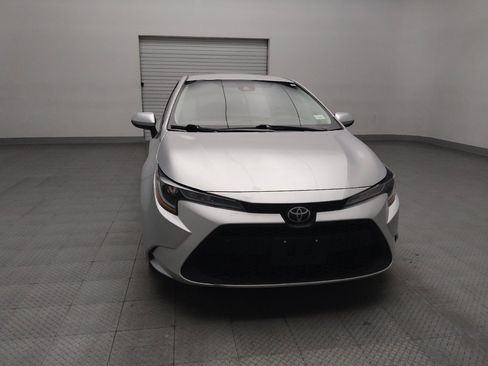 Used 2022 Toyota Corolla LE FWD image 14