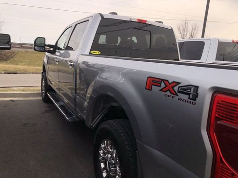 Used 2020 Ford F250 XLT w/ XLT Premium Package image 3