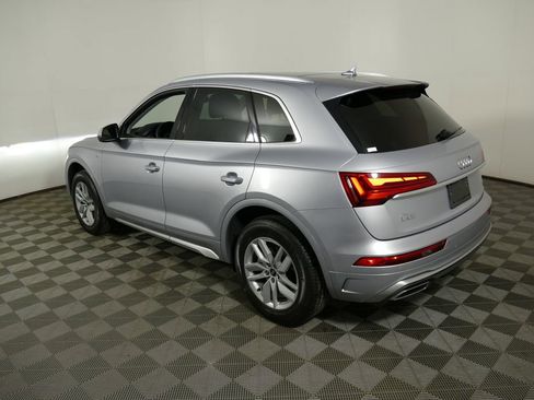 Certified 2022 Audi Q5 2.0T Premium w/ Convenience Package AWD/4WD image 5