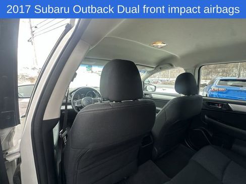Used 2017 Subaru Outback 2.5i Premium image 22