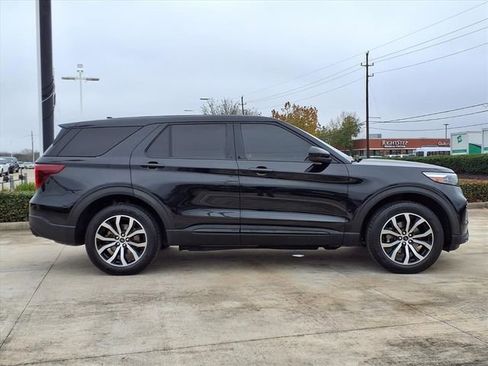 Used 2022 Ford Explorer ST AWD/4WD image 6
