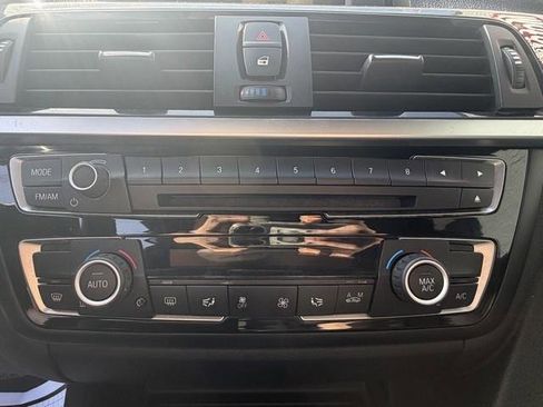 Used 2017 BMW 430i Convertible image 22