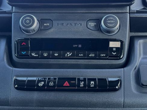 New 2024 RAM ProMaster 3500 w/ Delivery Van Package image 21