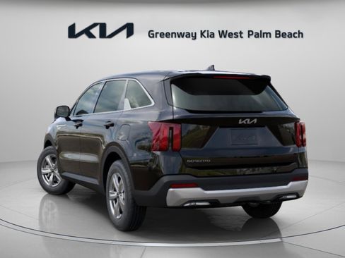 New 2026 Kia Sorento LX FWD image 5
