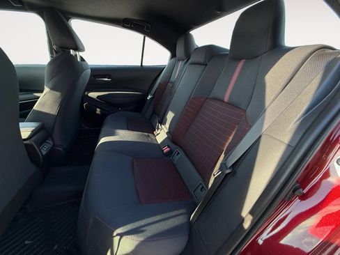 Used 2025 Toyota Corolla SE image 13