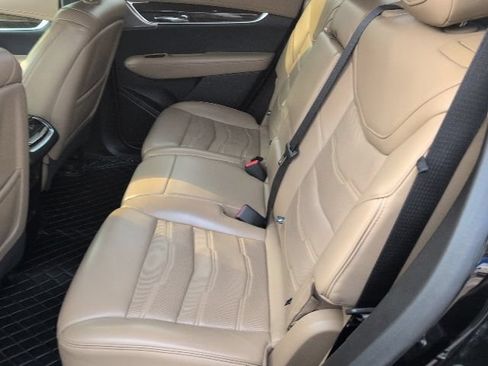 Used 2020 Cadillac XT6 Sport w/ Platinum Package AWD/4WD image 19