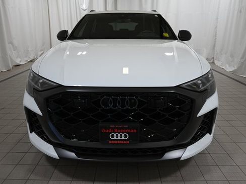 Used 2025 Audi RS Q8 performance image 17