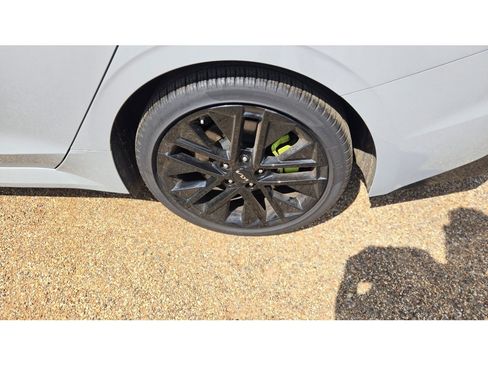 Used 2026 Kia K5 GT w/ GT1 Package FWD image 9