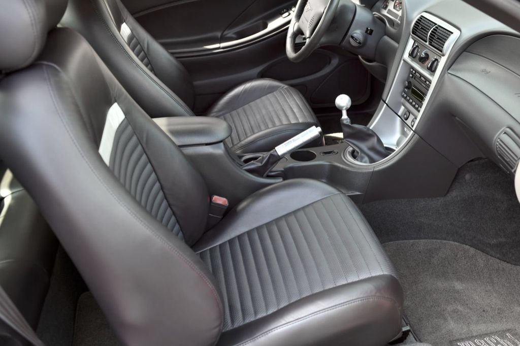 Used 2003 Ford Mustang Mach 1 RWD image 39