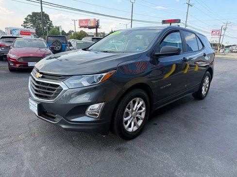 Used 2020 Chevrolet Equinox LS FWD image 7