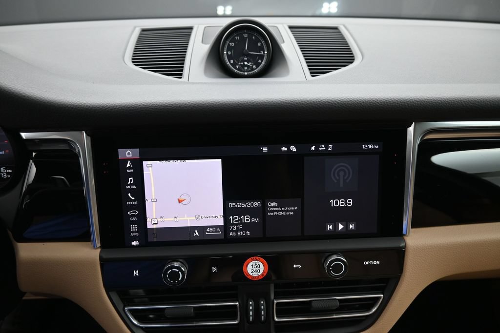 New 2026 Porsche Macan AWD/4WD image 16