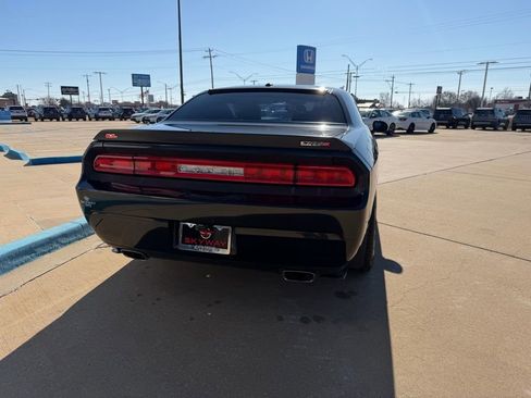 Used 2008 Dodge Challenger SRT8 image 8