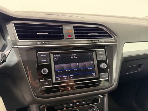 Used 2018 Volkswagen Tiguan S AWD/4WD image 16