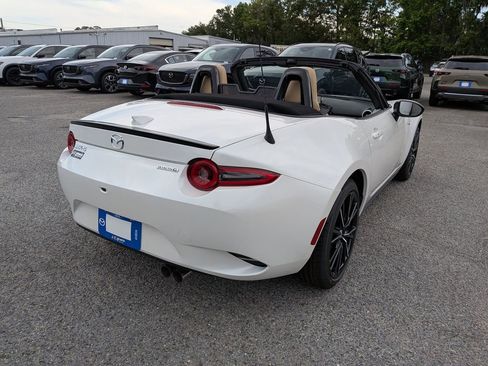 New 2026 MAZDA MX-5 Miata Grand Touring RWD image 4