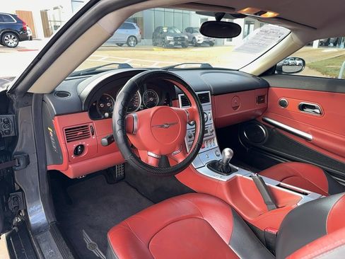 Used 2005 Chrysler Crossfire Limited image 9