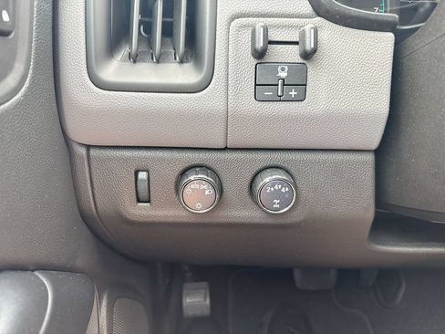 Used 2021 Chevrolet Colorado W/T w/ Custom Special Edition AWD/4WD image 18