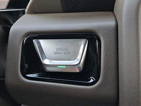 New 2026 GMC Yukon Denali w/ Denali Reserve Package AWD/4WD image 14
