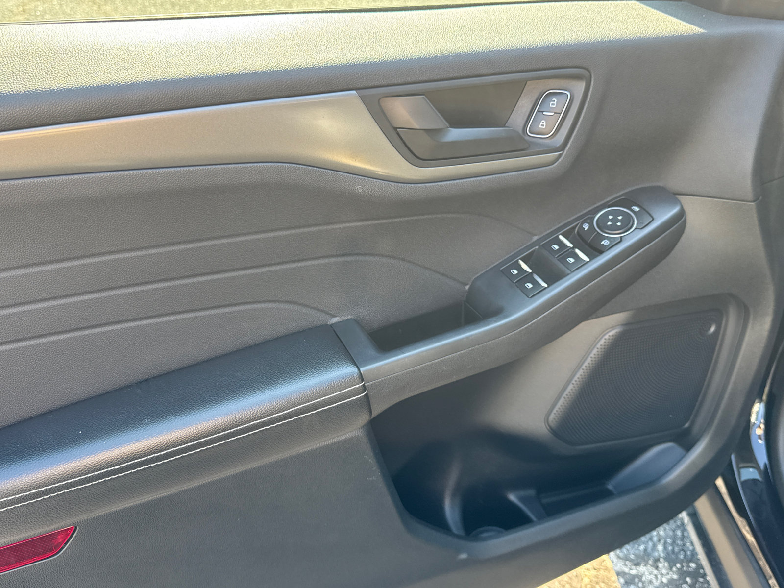 Used 2023 Ford Escape Active FWD image 11