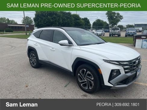 Used 2025 Hyundai Tucson Limited AWD/4WD image 2