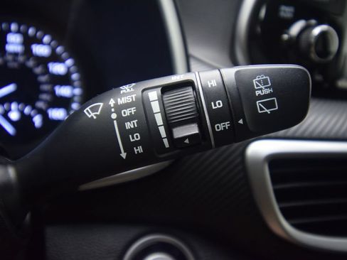 Used 2021 Hyundai Tucson Sport FWD image 34