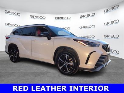 Used 2021 Toyota Highlander XSE