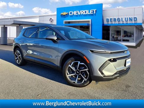 New 2026 Chevrolet Equinox EV LT image 1