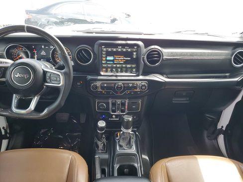 Used 2020 Jeep Gladiator Overland AWD/4WD image 13
