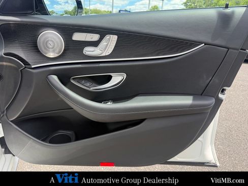 Used 2023 Mercedes-Benz E 350 4MATIC Sedan image 29