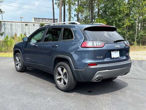 Used 2019 Jeep Cherokee Limited AWD/4WD image 7