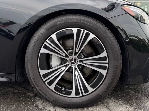Used 2024 Mercedes-Benz E 350 4MATIC Sedan image 11