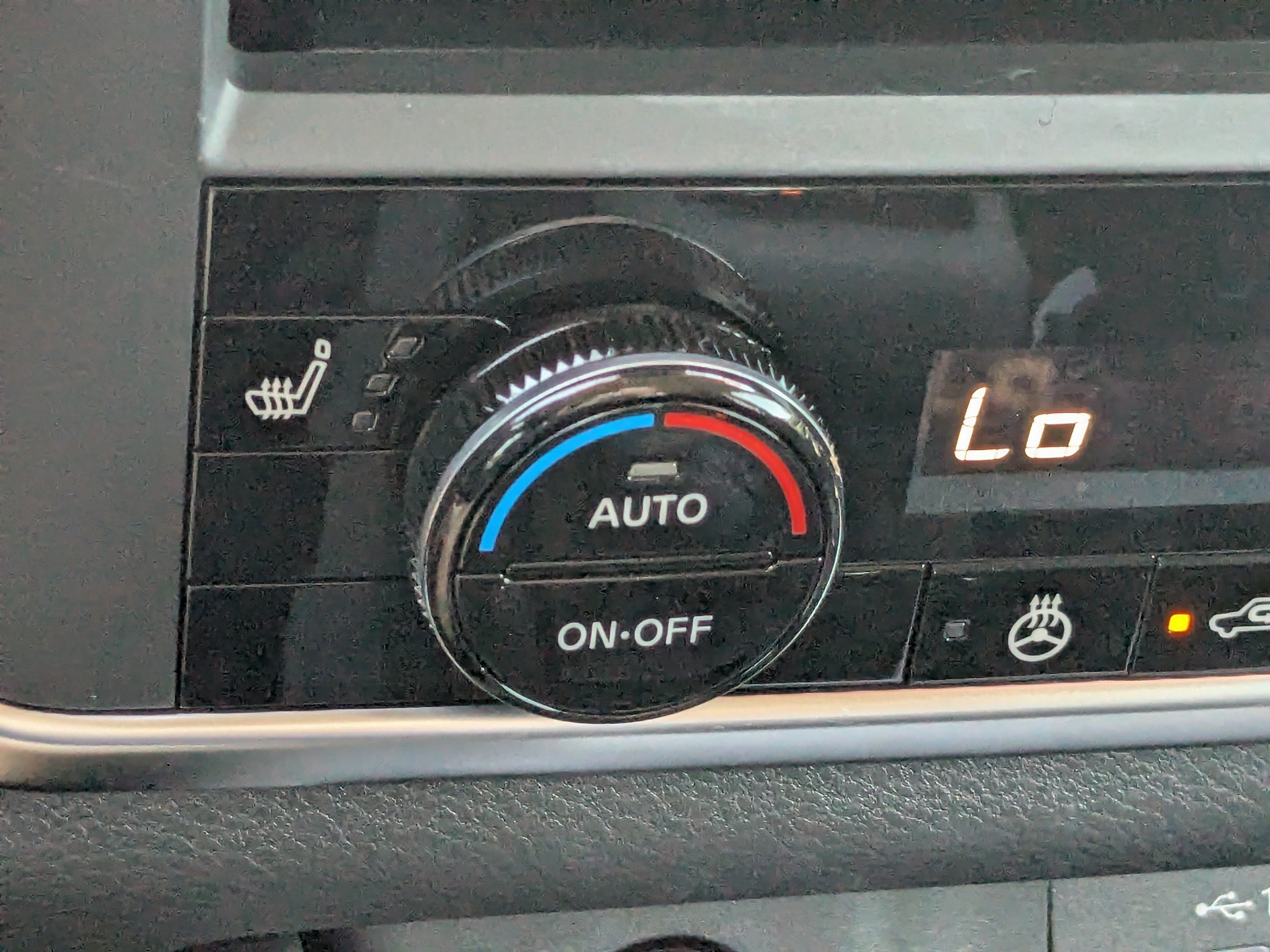 Certified 2026 Nissan Rogue SV w/ Cold Weather Package AWD/4WD image 21