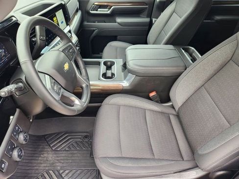 Used 2025 Chevrolet Silverado 2500 LT w/ Texas Edition image 4