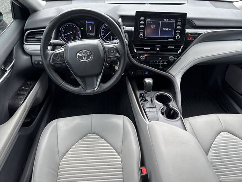 Used 2024 Toyota Camry SE FWD image 14