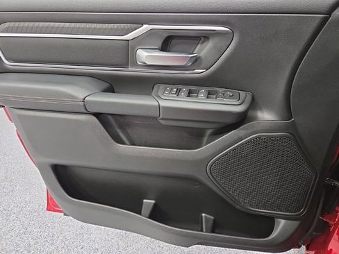 New 2026 RAM 1500 4x4 Crew Cab image 32