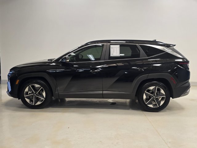 Used 2025 Hyundai Tucson SEL FWD image 3