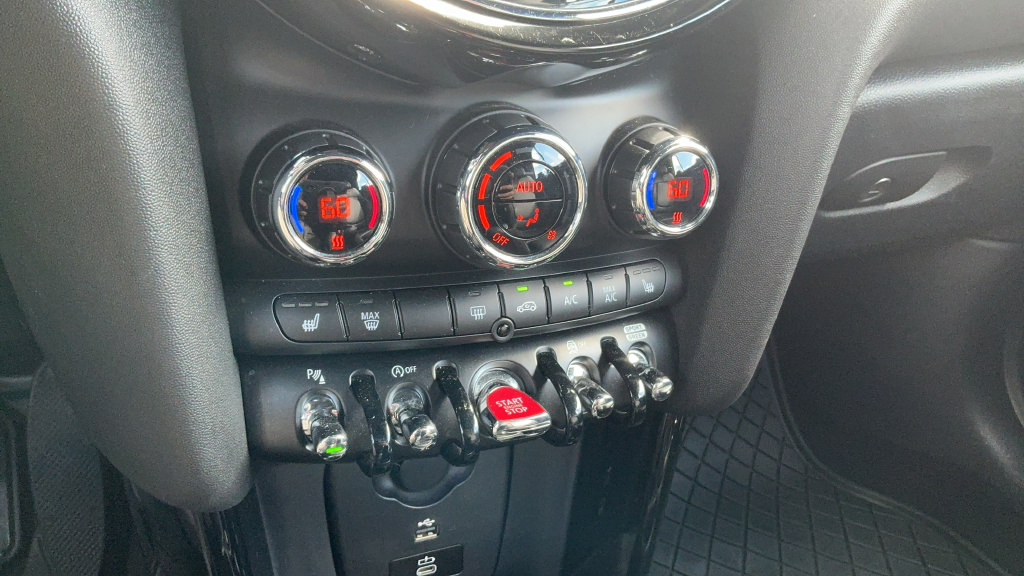 Used 2023 MINI Cooper S FWD image 14