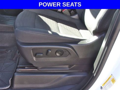 Used 2023 Chevrolet Silverado 1500 Custom image 6